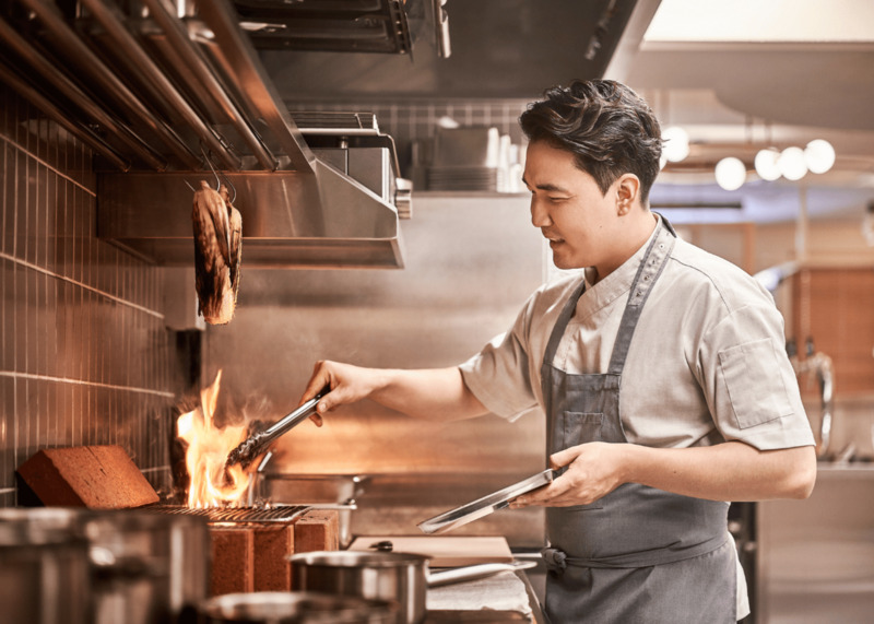 Nghề gì cho nam giới? Tham khảo nghề đầu bếp