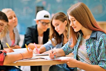 Các nghề đang hot hiện nay! Top 5 nghề có cơ hội việc làm cao