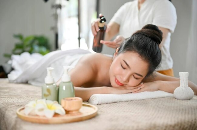 Học nghề gì đang HOT hiện nay