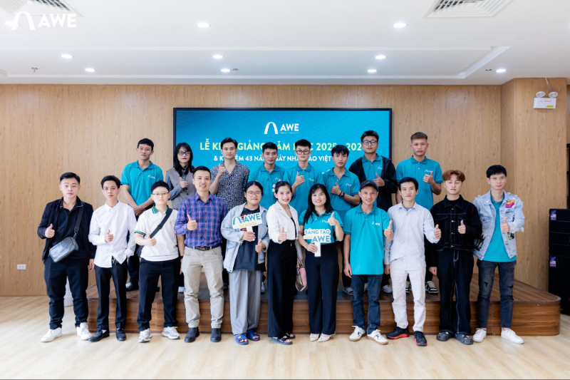 Khóa học chú trọng việc học nhanh - học qua dự án thực tế