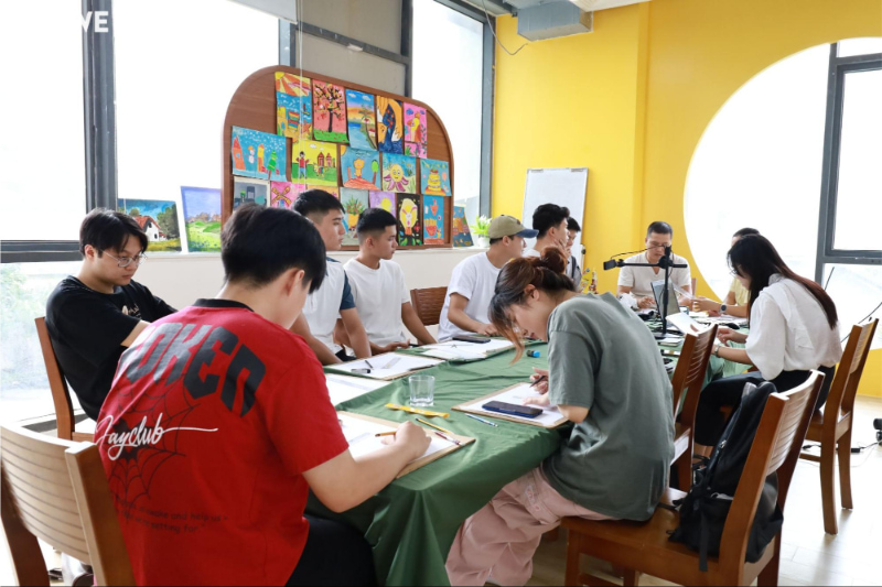 Khóa học giúp học viên nắm chắc kiến thức thiết kế kiến trúc thông qua các dự án thực tế