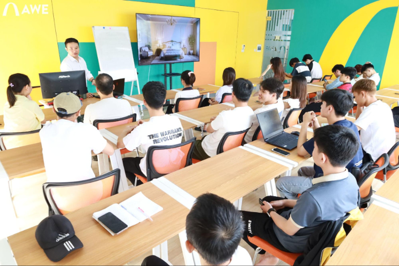 Khóa học thiết kế thời gian học linh hoạt cho người đi làm