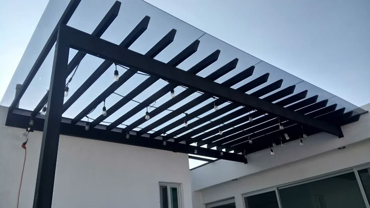 100 mẫu mái che sân thượng hiện đại, đẹp nhất 2025
