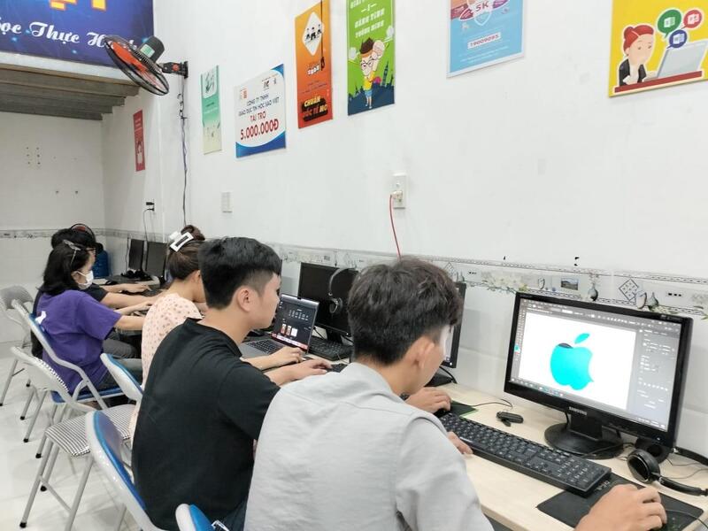 Học thiết kế đồ họa Hà Nội để xây dựng nền tảng tại Trung tâm Sao Việt 